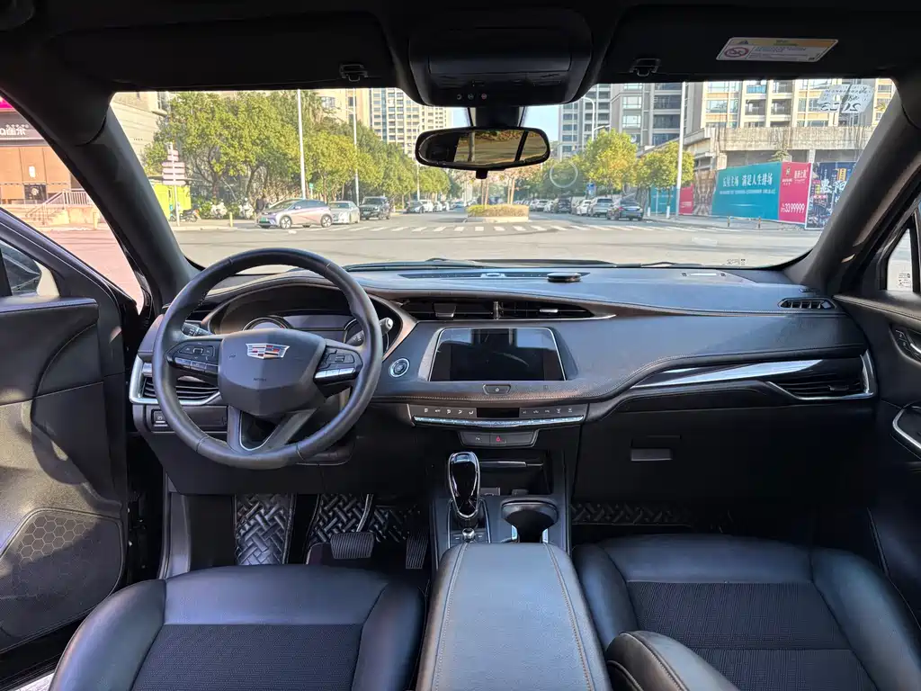 Cadillac XT4 2021