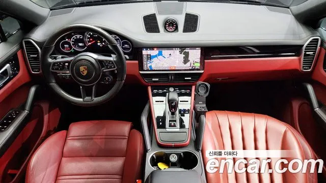 Porsche Cayenne 2021