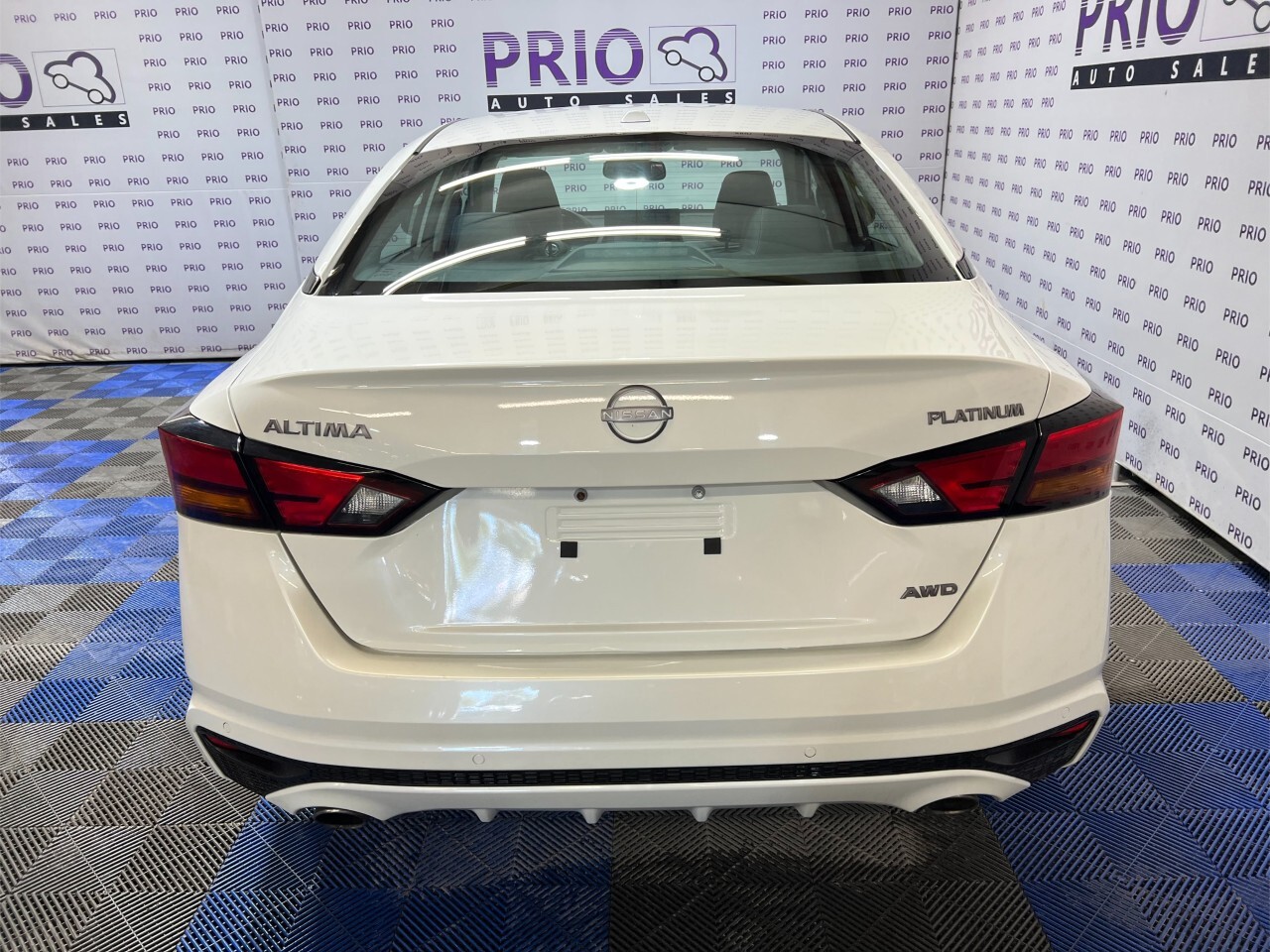 Nissan Altima 2023