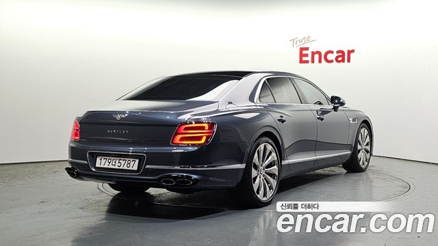 Bentley Flying Spur 2022