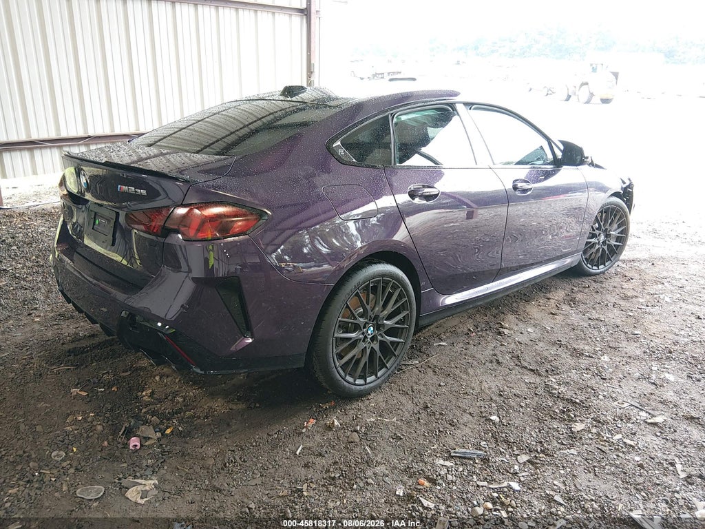 BMW M235 2025