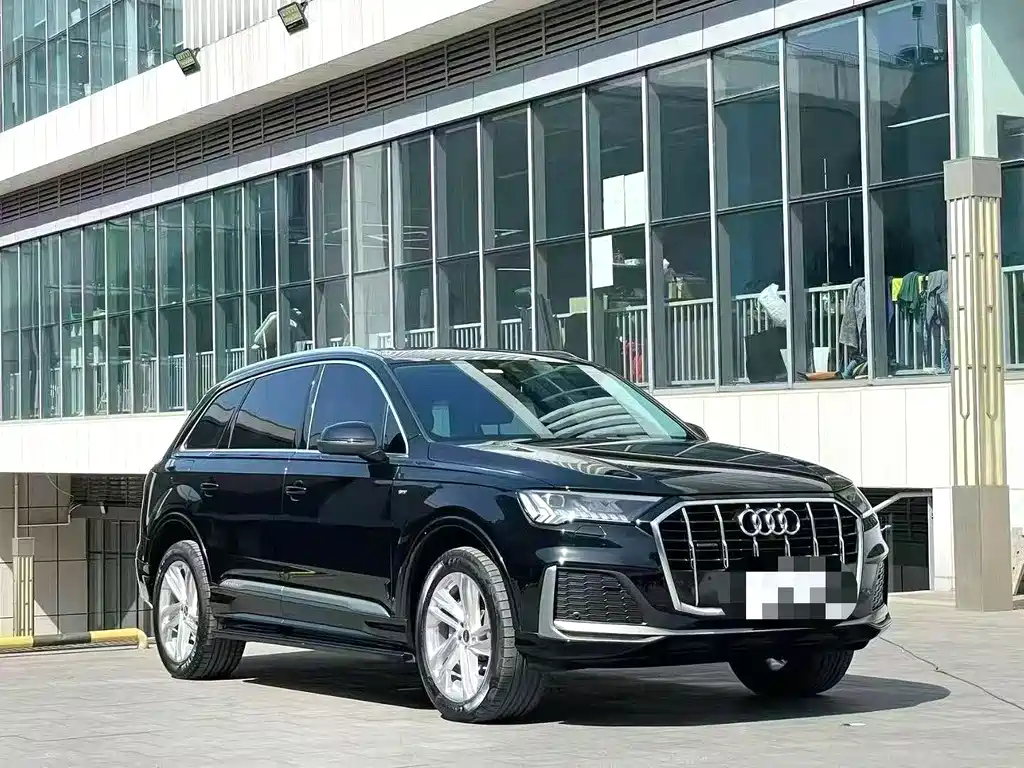 Audi Q7 2023