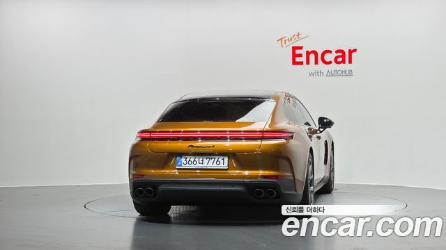 Porsche Panamera 2025