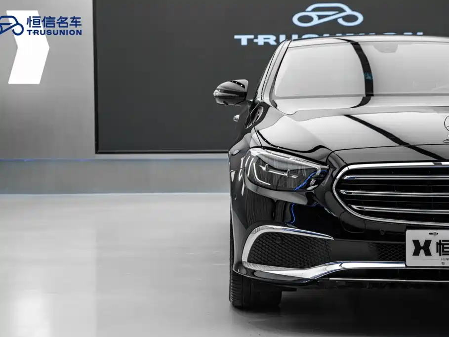 Mercedes-Benz E-Класс 2023
