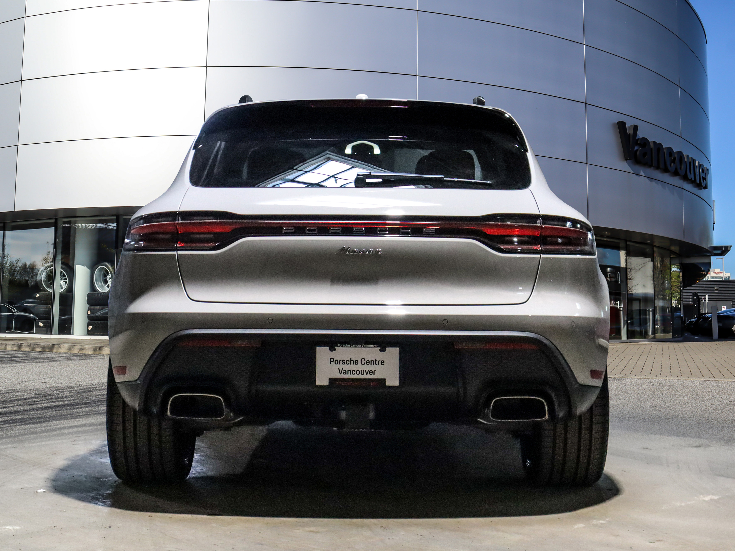 Porsche Macan 2025