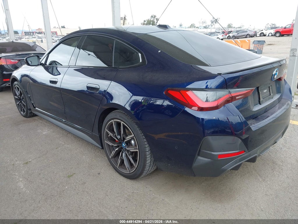 BMW i4 2023