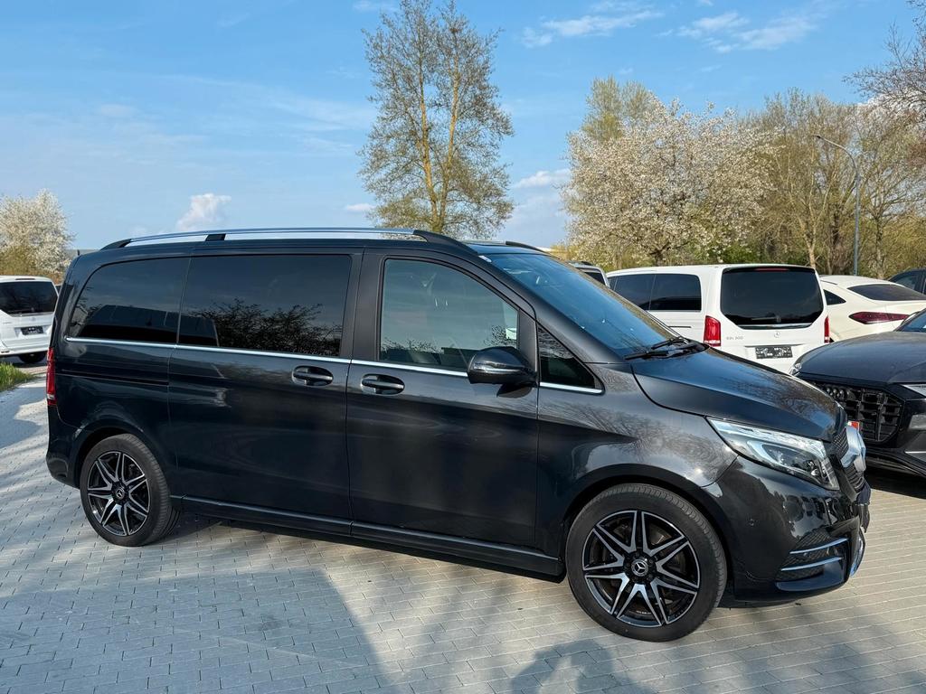 Mercedes-Benz V 300 2022