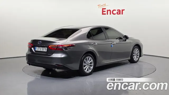 Toyota Camry 2023