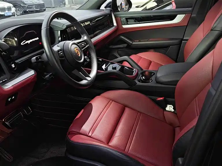 Porsche Cayenne 2024