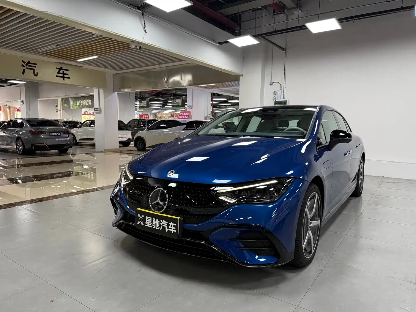 Mercedes-Benz EQE 2023