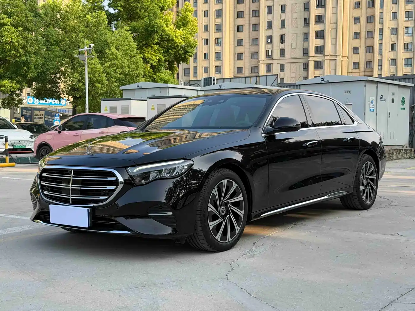 Mercedes-Benz E-Класс 2025