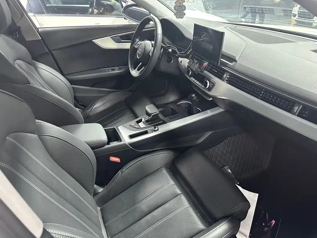 Audi A4 2021