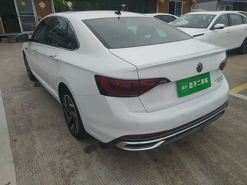 Volkswagen Sagitar 2023