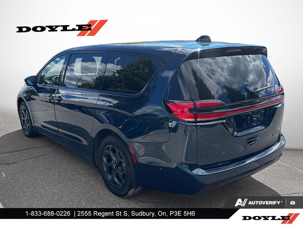 Chrysler Pacifica 2022