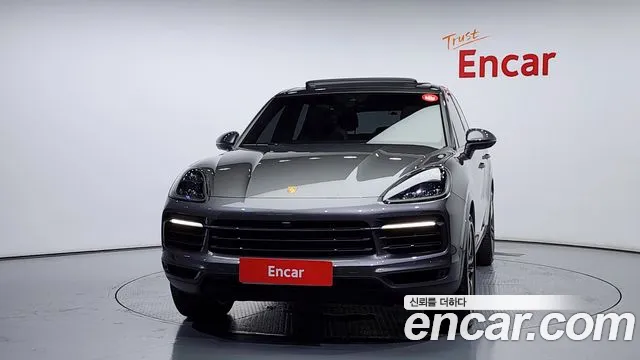 Porsche Cayenne 2021