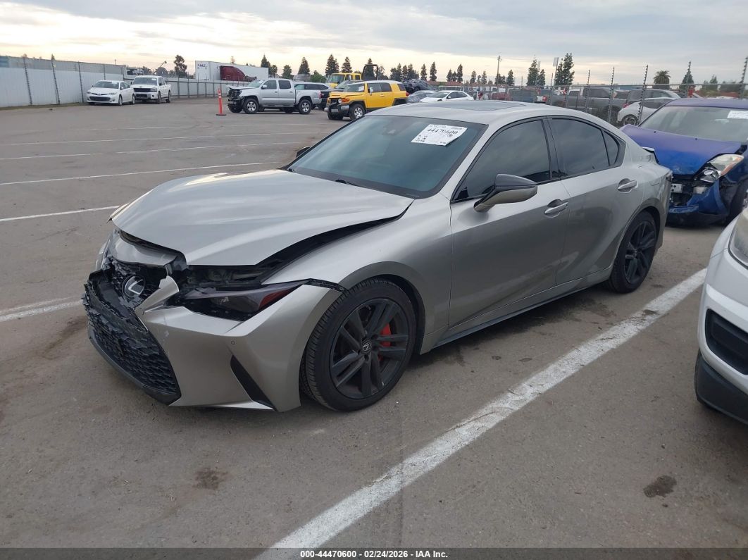 Lexus IS 300 2021