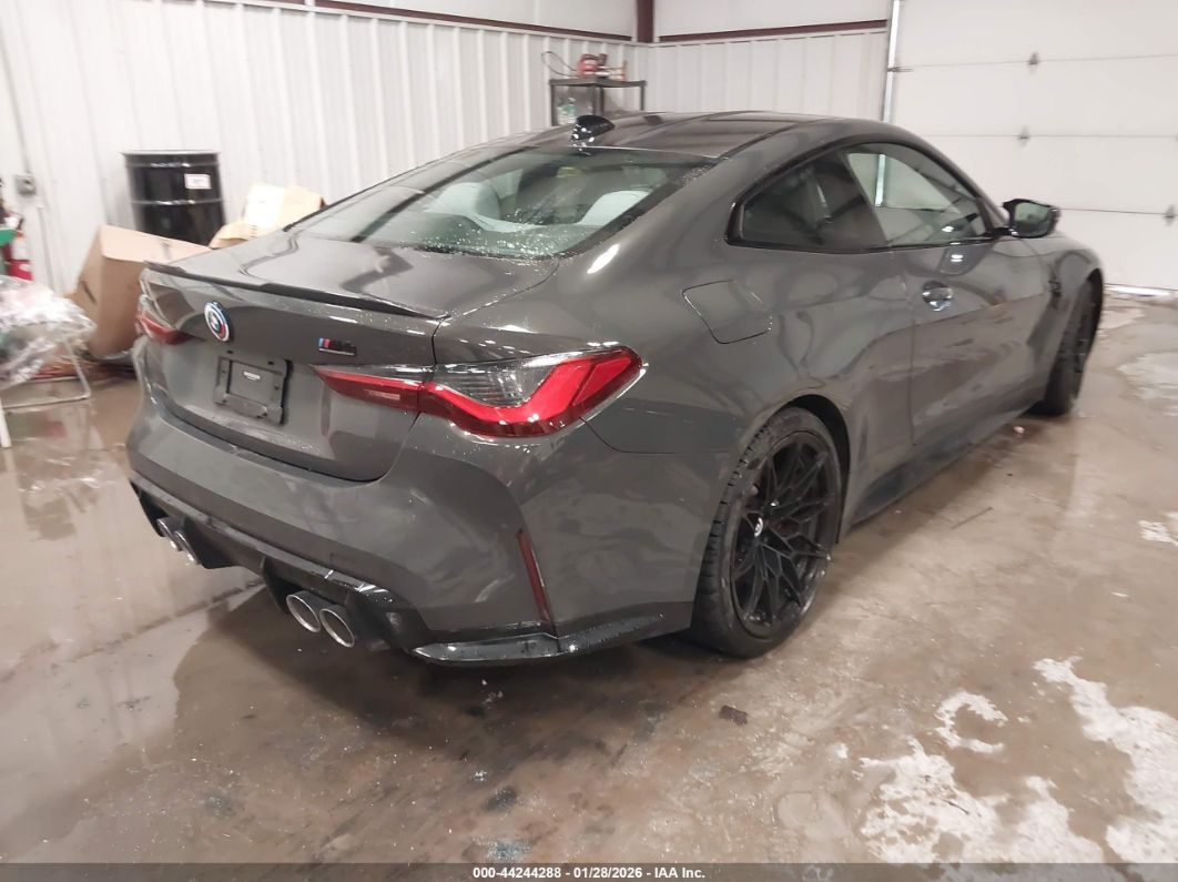 BMW M4 2023