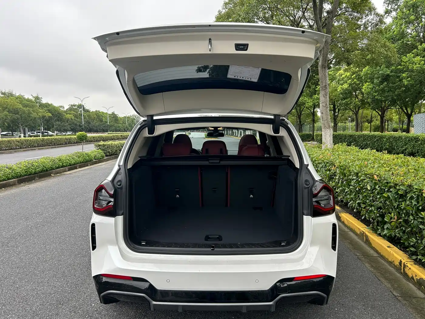 BMW iX3 2023