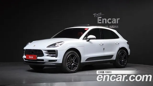 Porsche Macan 2021