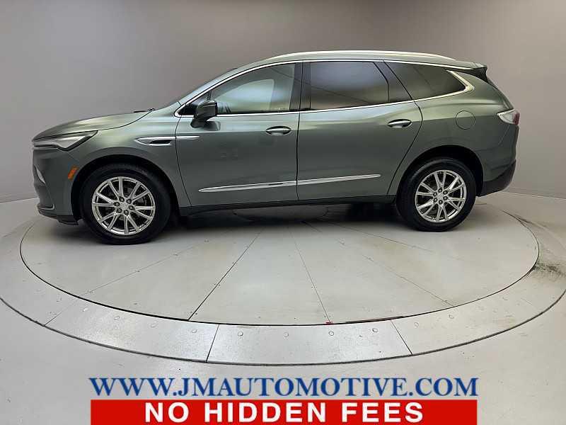 Buick Enclave 2022