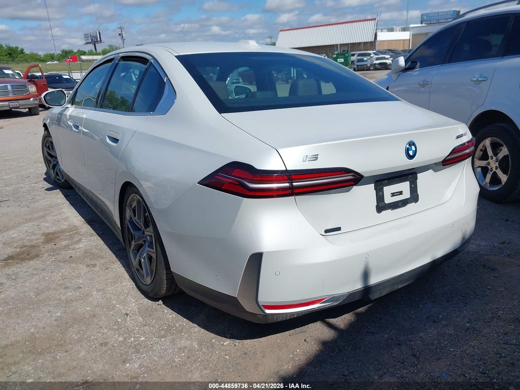 BMW i5 2026