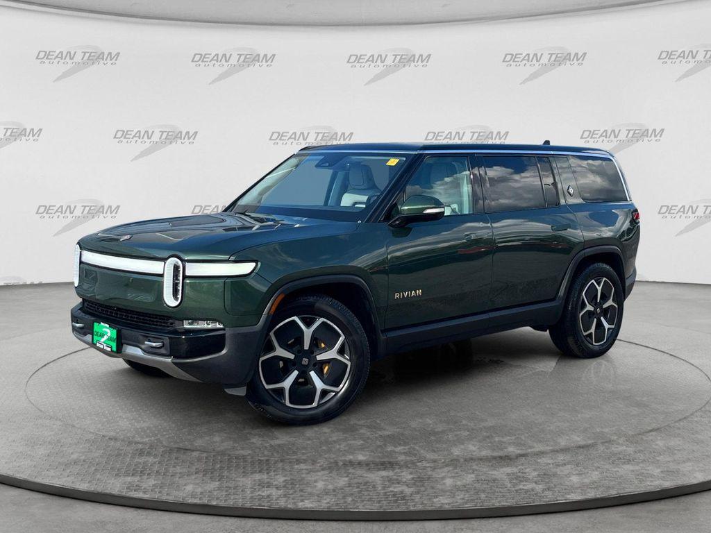 Rivian R1S 2023