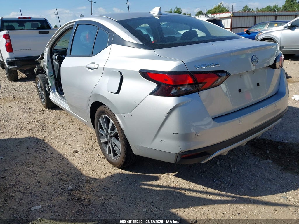 Nissan Versa 2025