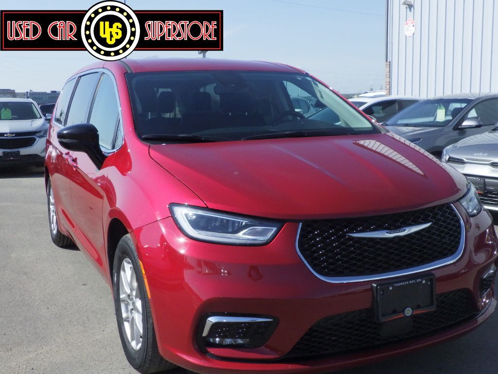 Chrysler Pacifica 2024