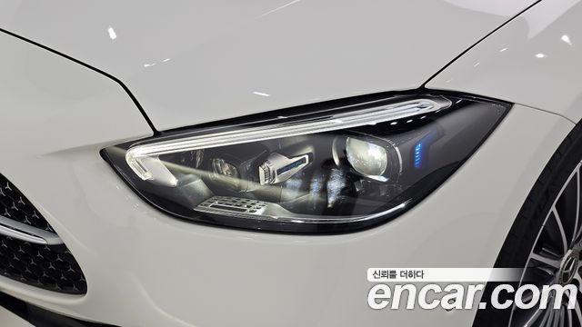 Mercedes-Benz C-Класс 2023