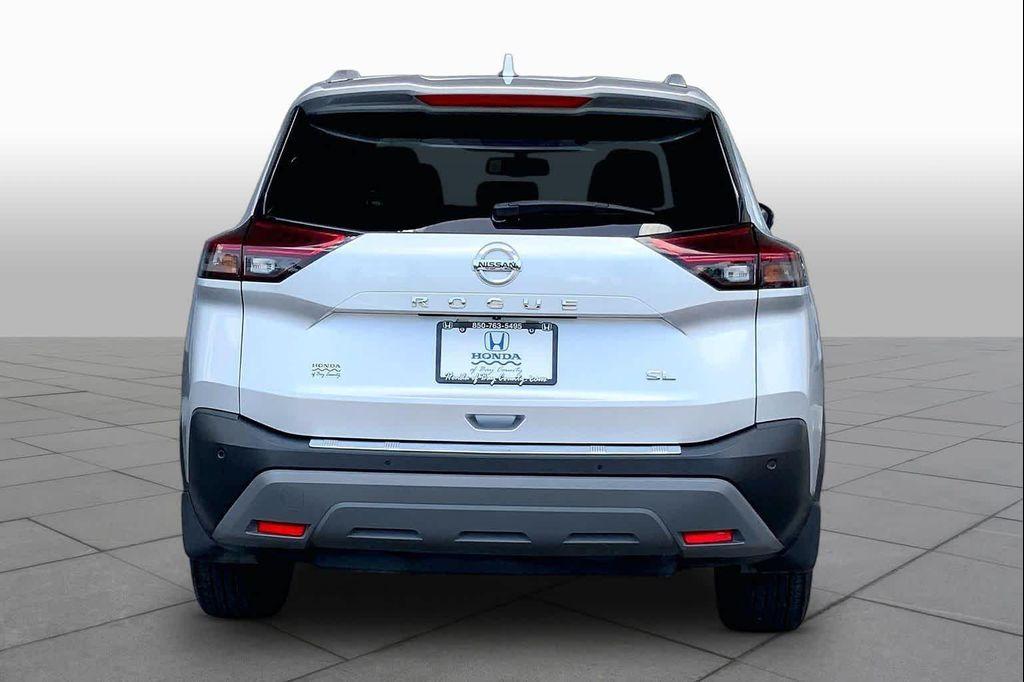 Nissan Rogue 2021