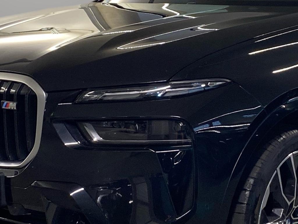 BMW X7 M60 2023