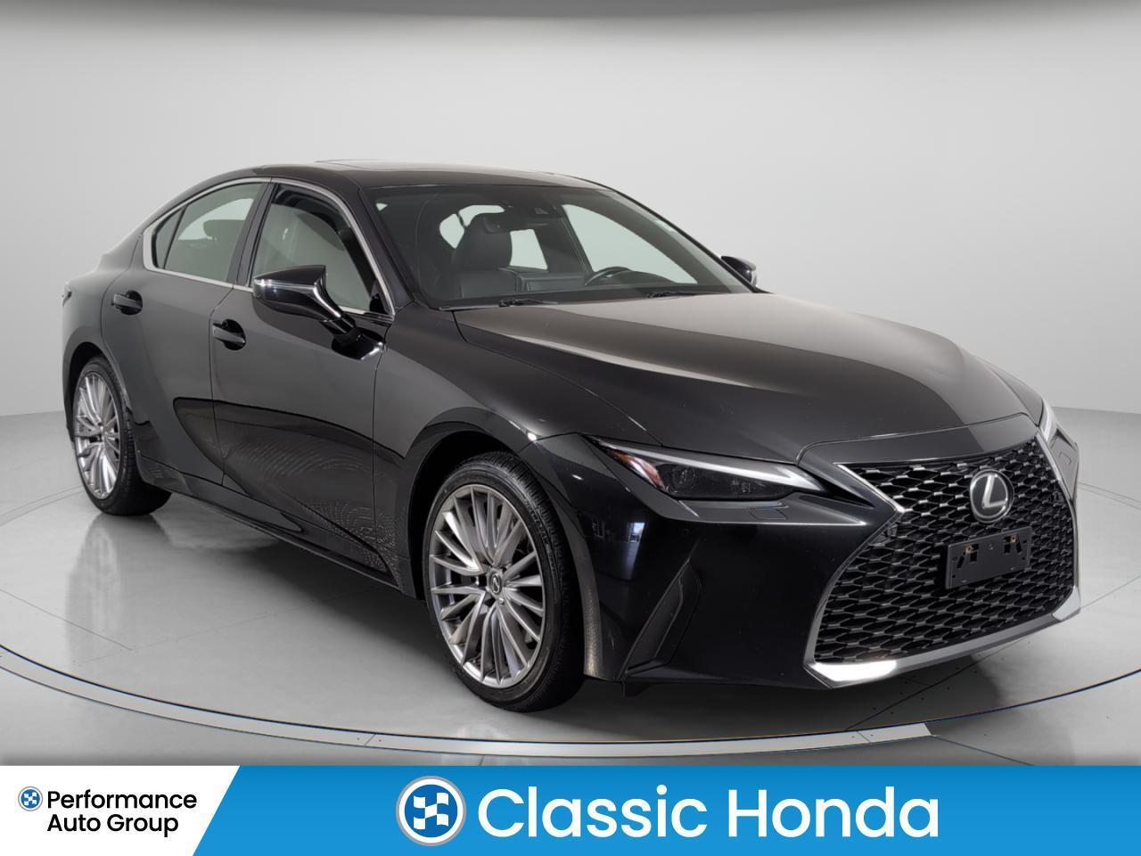 Lexus IS 2021