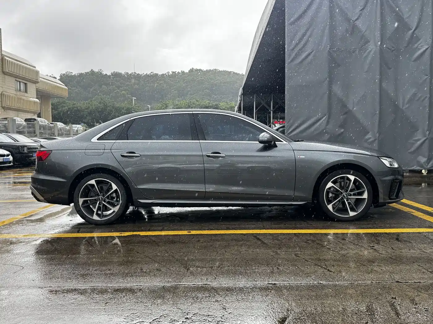Audi A4 2023