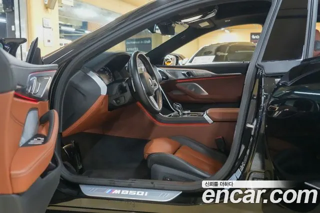 BMW 8 серии 2023