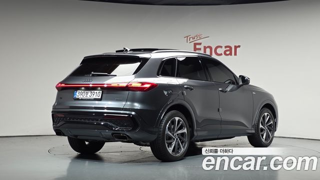 Audi Q5 2025