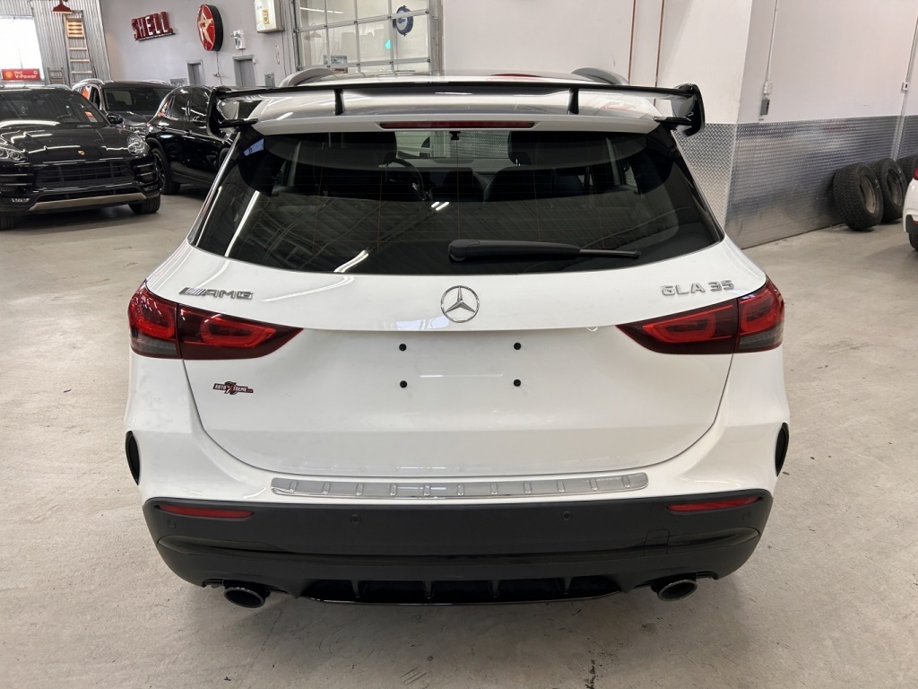 Mercedes-Benz GLA 2021