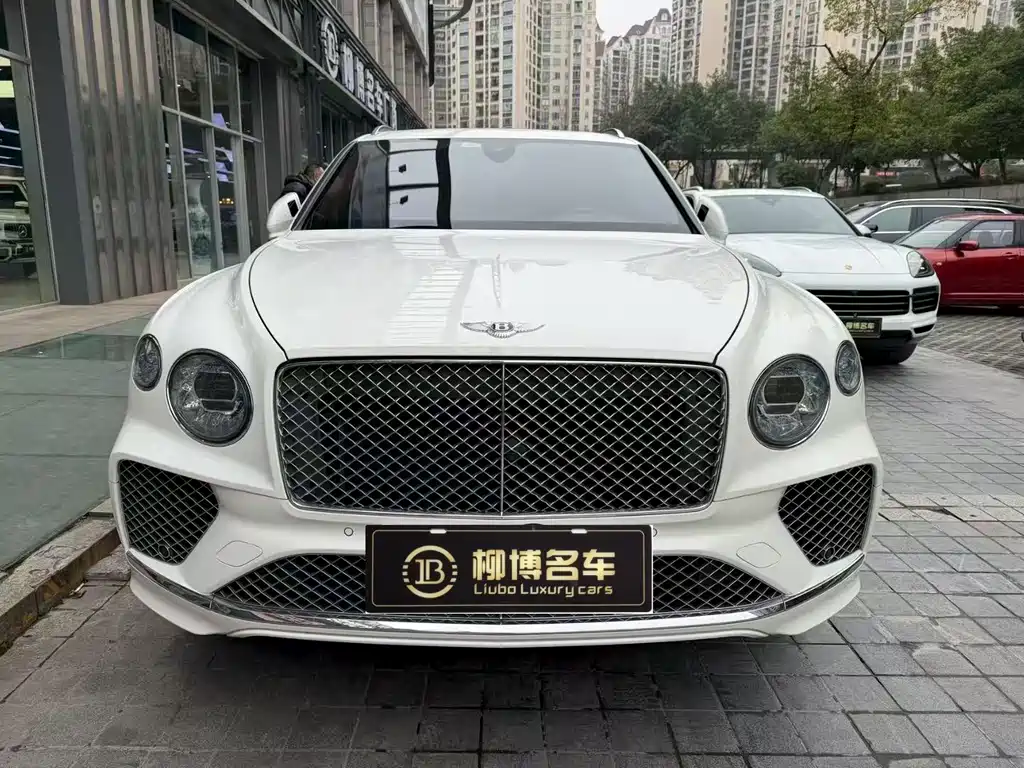 Bentley Bentayga 2021