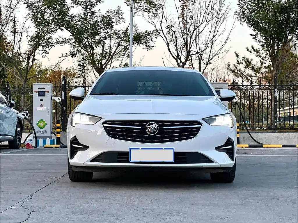 Buick Regal 2021