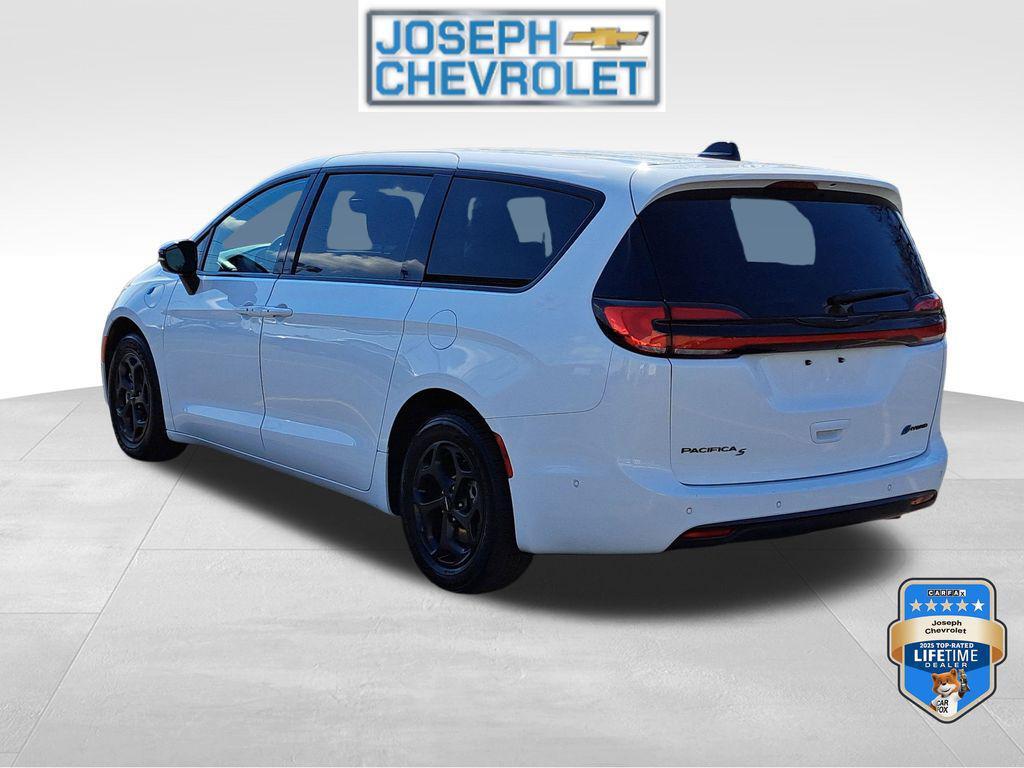 Chrysler Pacifica 2024