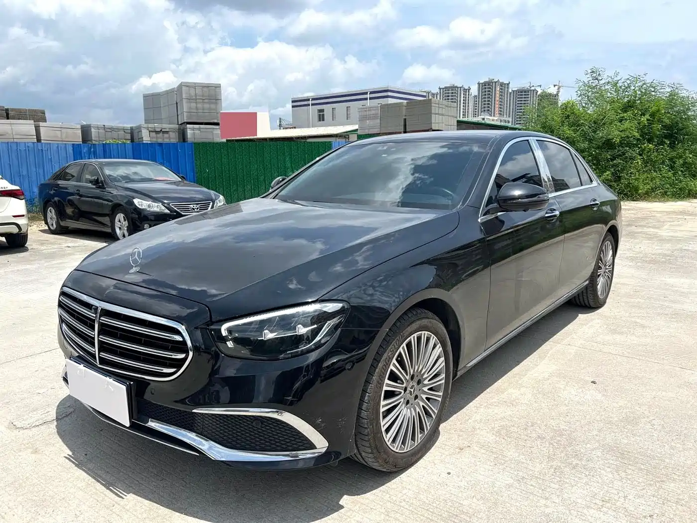 Mercedes-Benz E-Класс 2023