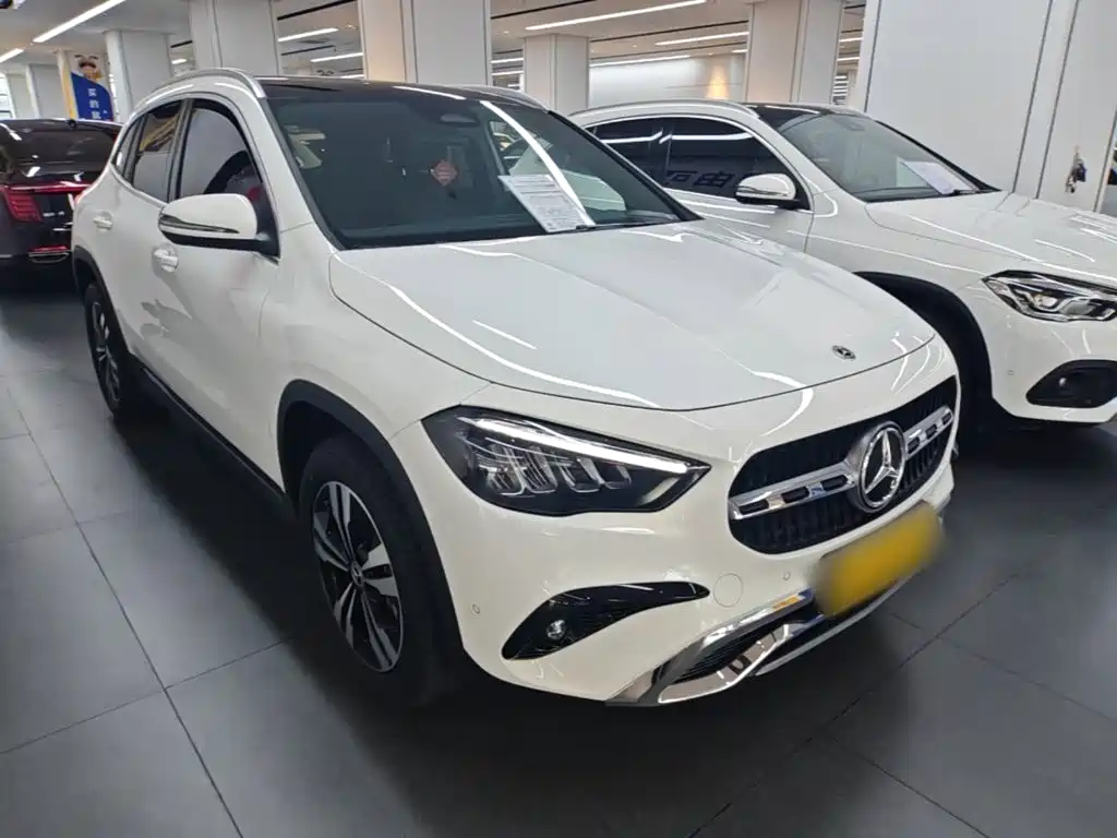 Mercedes-Benz GLA 2025