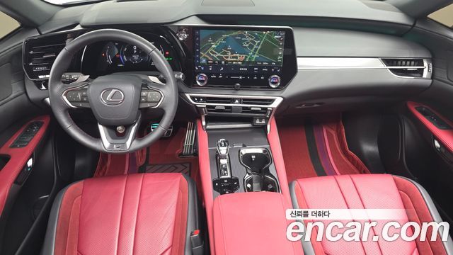 Lexus RX 2024