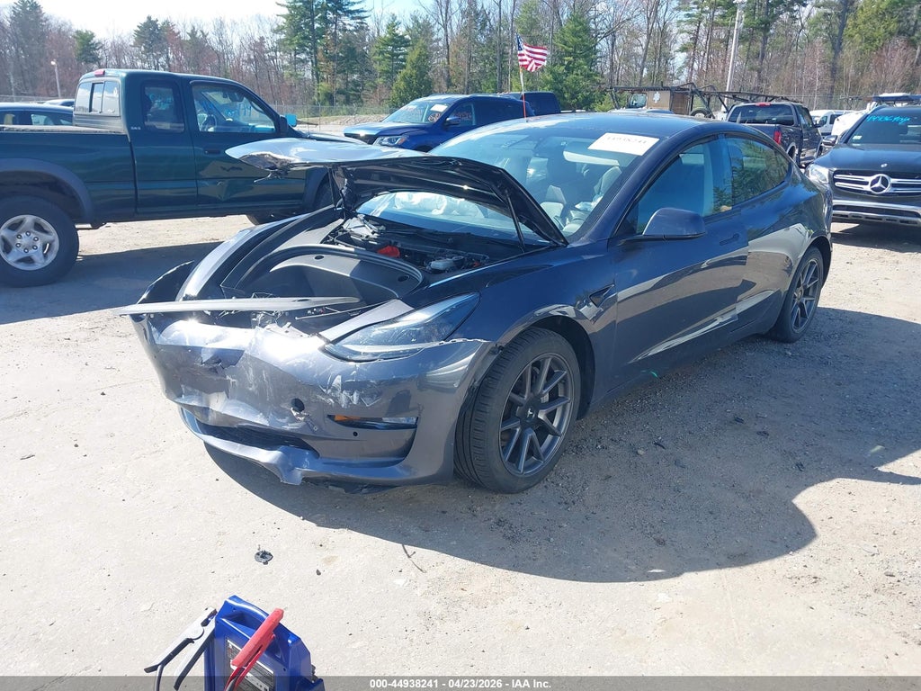 Tesla Model 3 2022