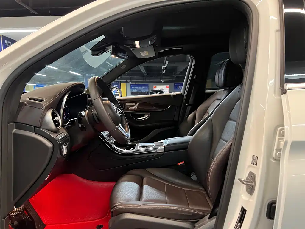 Mercedes-Benz GLC 2022