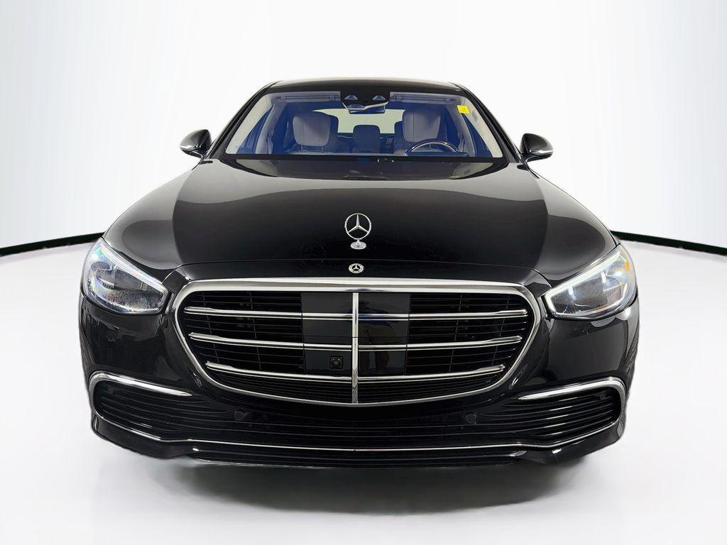 Mercedes-Benz S-Класс 2022