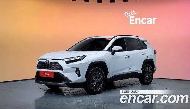 Toyota RAV4 2024