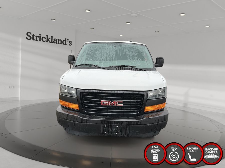 GMC Savana 2023