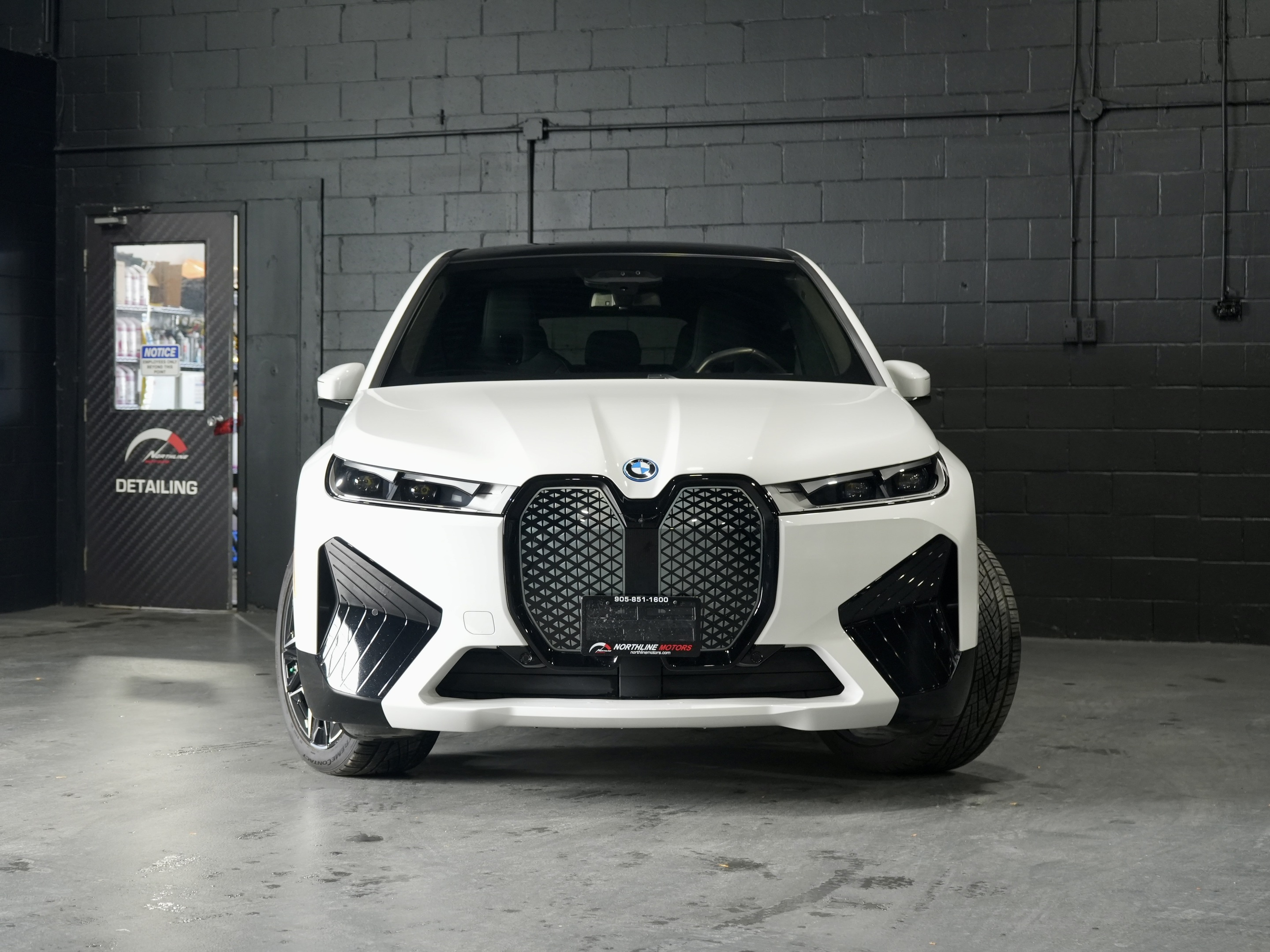 BMW iX 2023