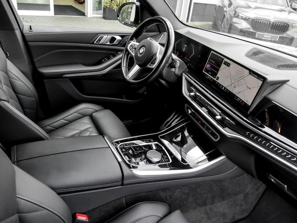 BMW X5 2023