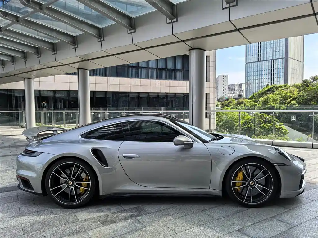 Porsche 911 2021